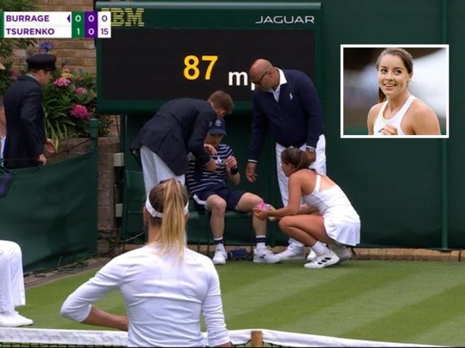 Wimbledon, il gran gesto di Jodie Burrage che soccorre il raccattapalle che sta per svenire durante il match