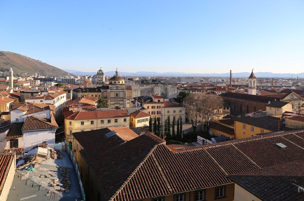 Prato, palazzo pretorio, terrazza superiore, vedute 02 le carceri e castello – rinnovo patente a Prato