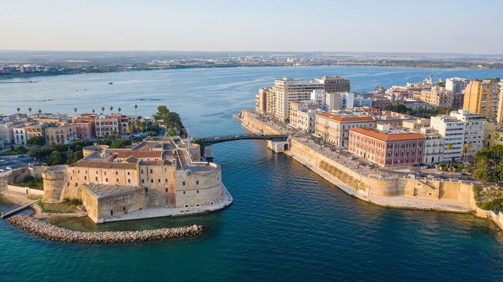 Taranto-4752 – rinnovo patente a Taranto