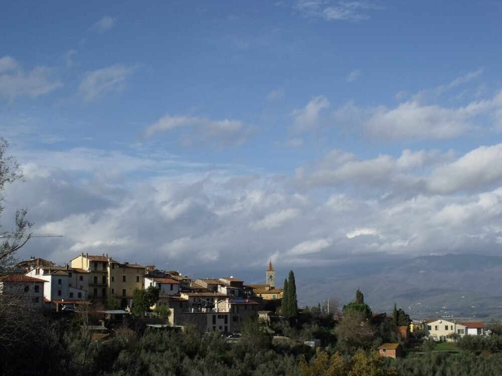 PergineValdarnoPanorama – rinnovo patente a Laterina Pergine Valdarno