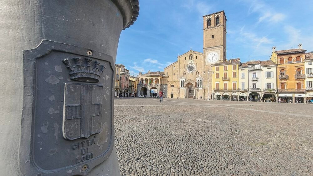 Piazza della Vittoria Lodi – rinnovo patente a Lodi