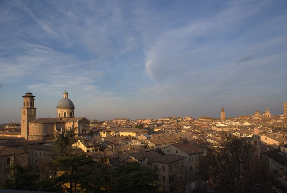Reggio emilia panorama e Ghiara – rinnovo patente a Reggio Emilia