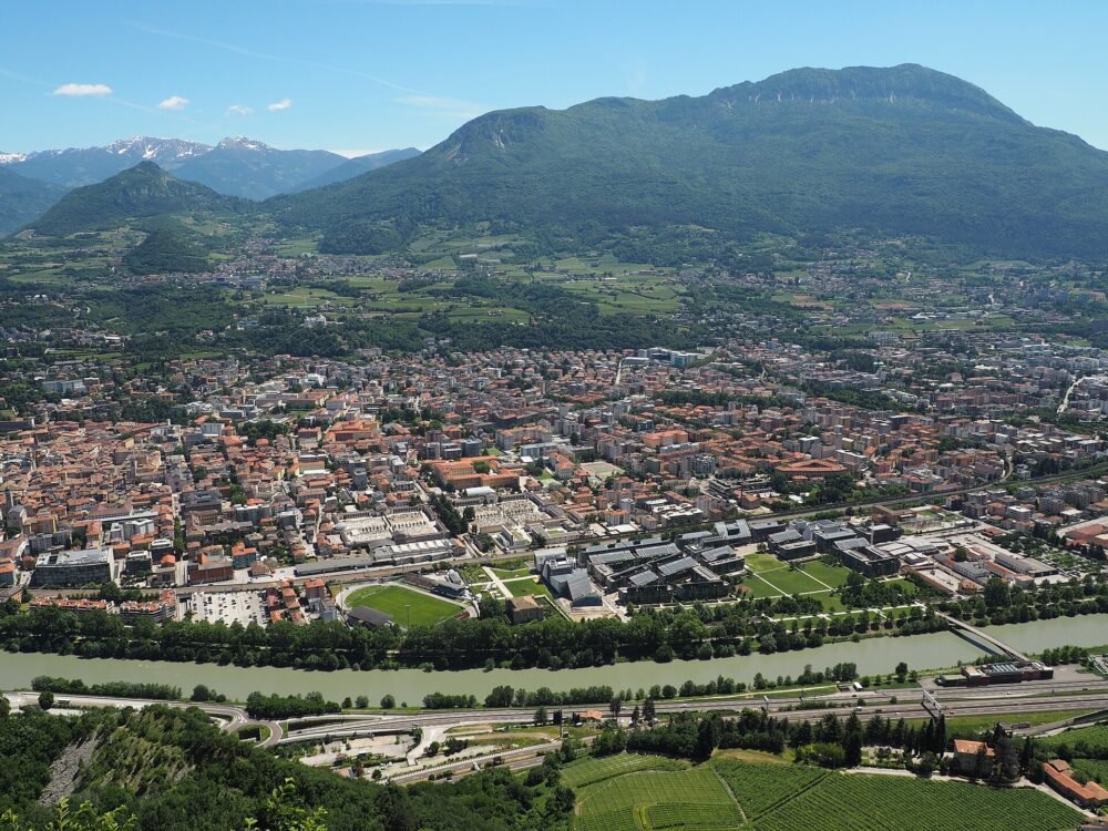 Trento visione d'insieme 6 – rinnovo patente a Trento
